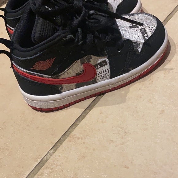 Jordan Mid - Picture 2 of 2